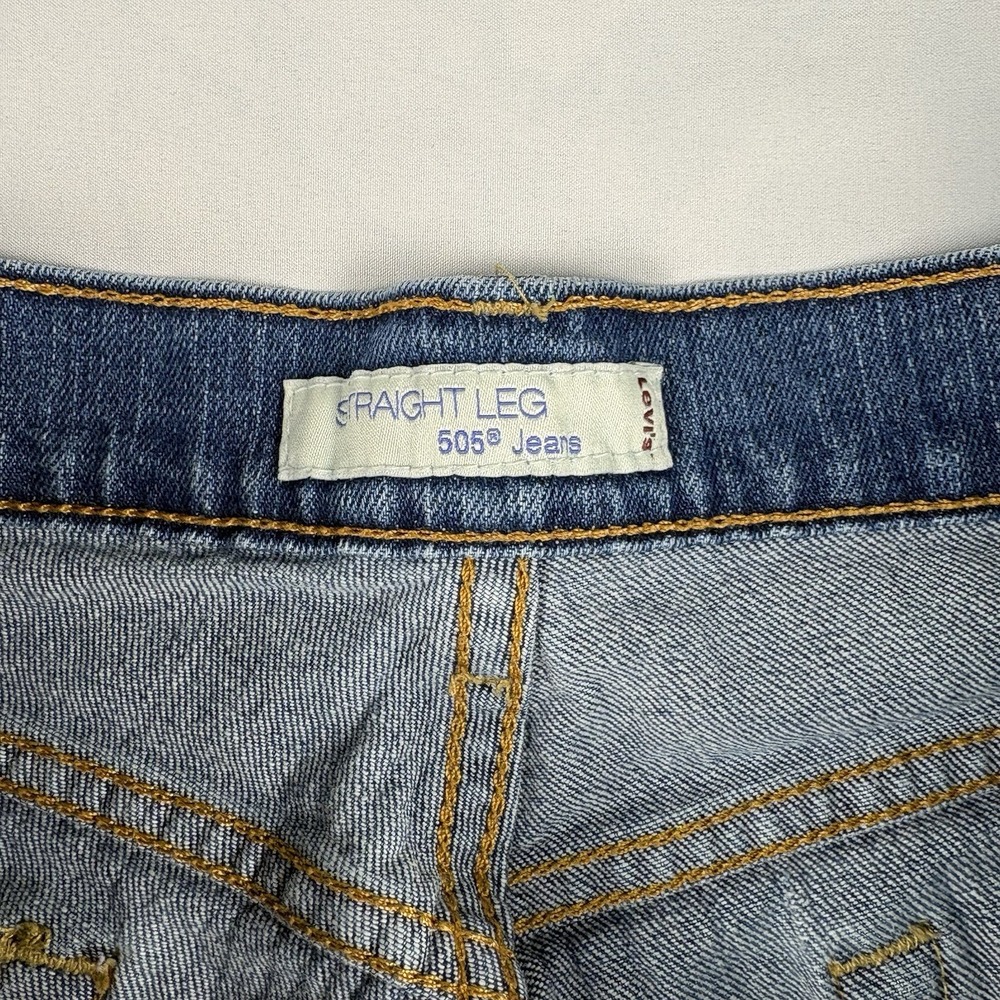 Levi's 505 Straight Leg Jeans Womens 12 Medium 34x29.5 Medium Wash Stretch - Picture 3 of 9